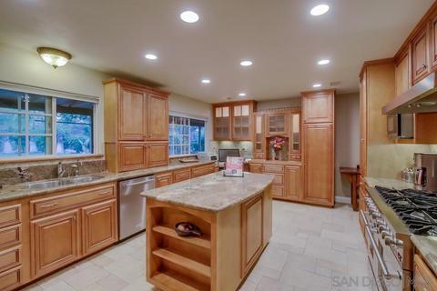 3158 Aurora Vis, Spring Valley, CA 91978 photo 8