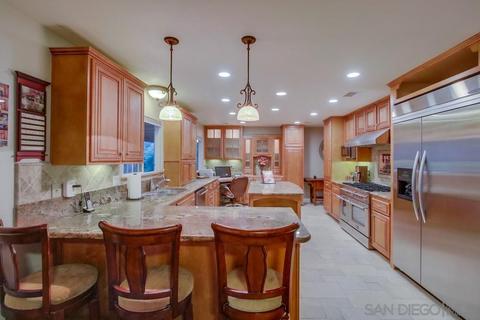 3158 Aurora Vis, Spring Valley, CA 91978 photo 9