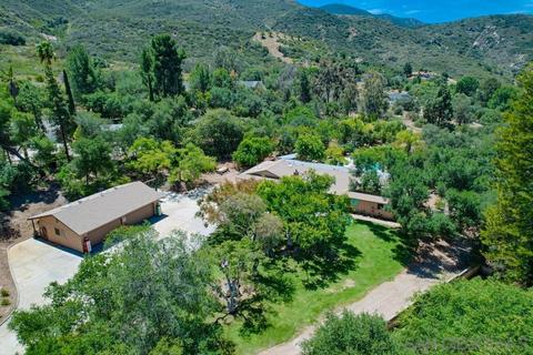 3158 Aurora Vis, Spring Valley, CA 91978 photo 2