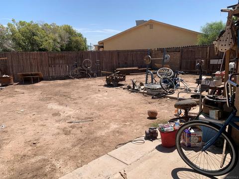 1502 Blaxton Dr, El Centro, CA 92243 photo 9