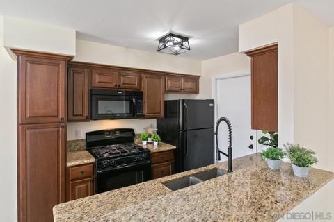 188 Francesca Dr, Oceanside, CA 92057 photo 3