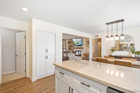 8807 Arrowhead Ct, Santee, CA 92071 photo 14