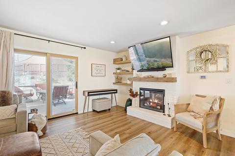 8807 Arrowhead Ct, Santee, CA 92071 photo 4