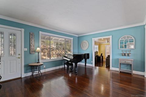 9035 Terrace Dr, La Mesa, CA 91941 photo 6