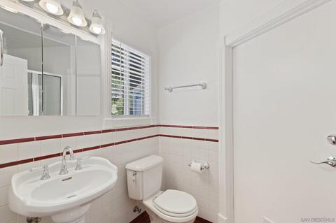 9035 Terrace Dr, La Mesa, CA 91941 photo 20