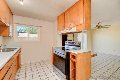 2457 Raymond, Ramona, CA 92065 photo 11