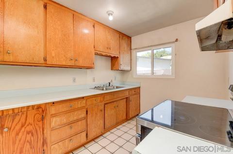 2457 Raymond, Ramona, CA 92065 photo 10