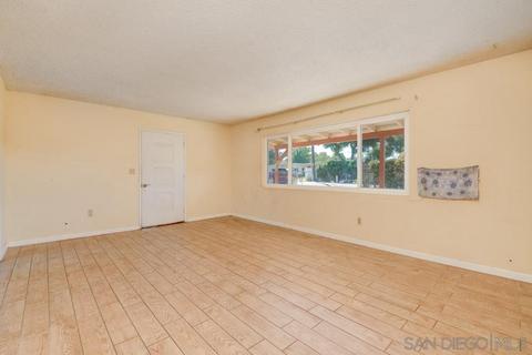 2457 Raymond, Ramona, CA 92065 photo 5