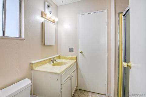 7467 Mission Gorge Rd #SPC 295, Santee, CA 92071 photo 17
