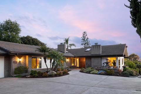 15951 Lime Grove Rd, Poway, CA 92064 photo 2