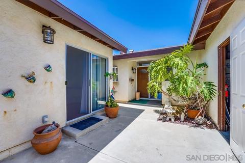 1690 Gustavo St, El Cajon, CA 92019 photo 4
