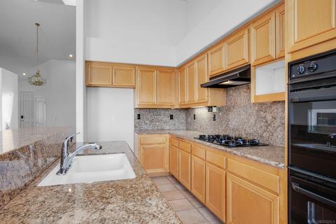3658 Merced Dr, Oceanside, CA 92056 photo 15
