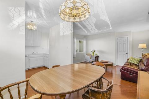 734 E Ave, Coronado, CA 92118 photo 11