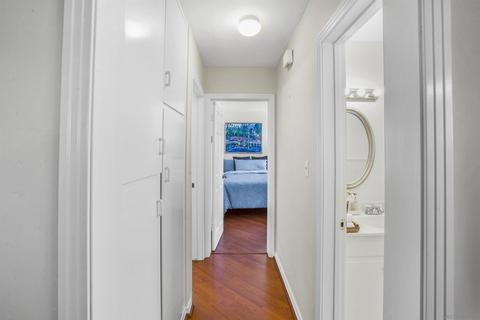 734 E Ave, Coronado, CA 92118 photo 12