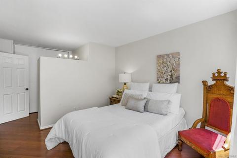 734 E Ave, Coronado, CA 92118 photo 14