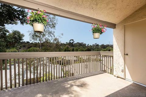 8536 Via Mallorca #D, La Jolla, CA 92037 photo 5