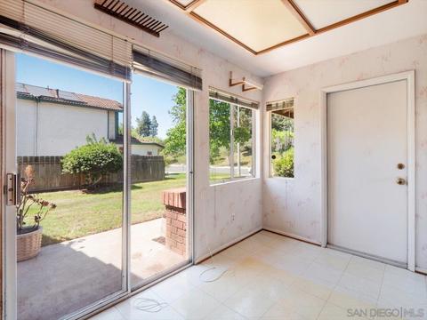 2186 Darby St, Escondido, CA 92025 photo 7