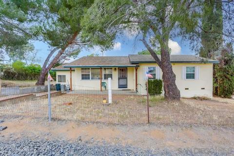 645 W Alvarado St, Fallbrook, CA 92028 photo 1