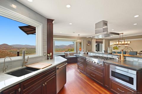 4023 Wind Pl, Escondido, CA 92025 photo 13