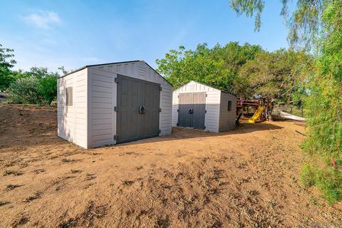 3082 Camino Cielo, Fallbrook, CA 92028 photo 27