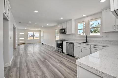 228 E Aviation Rd, Fallbrook, CA 92028 photo 4