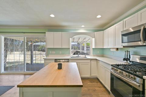 10029 Reola Dr, Lakeside, CA 92040 photo 8