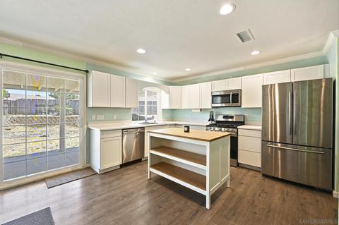 10029 Reola Dr, Lakeside, CA 92040 photo 9