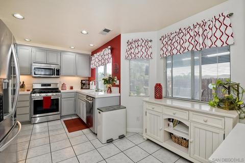 9022 Bellis Ln, Lakeside, CA 92040 photo 8