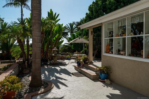 3758 Adams St, Carlsbad, CA 92008 photo 2
