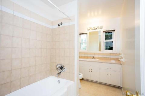 111 E St, Chula Vista, CA 91910 photo 21