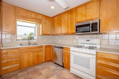 111 E St, Chula Vista, CA 91910 photo 8