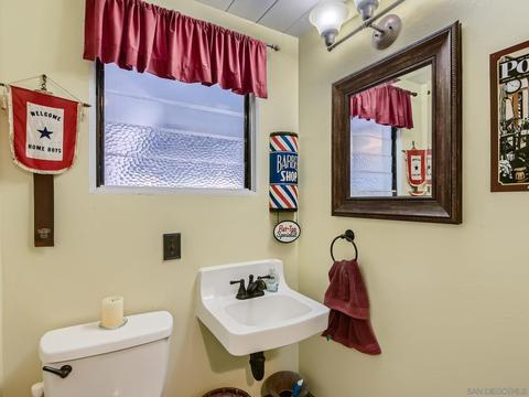 160 Parnassus Cir, Oceanside, CA 92054 photo 13
