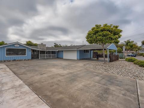 160 Parnassus Cir, Oceanside, CA 92054 photo 1