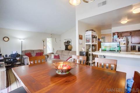 2815 Via Clarez, Carlsbad, CA 92010 photo 3