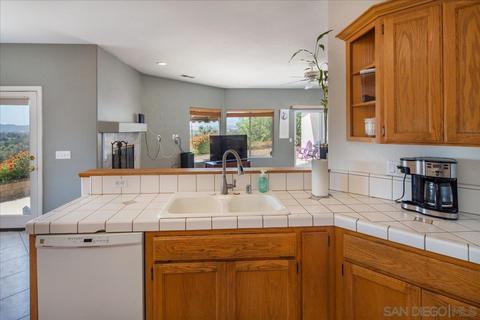 1230 Ramona St, Ramona, CA 92065 photo 14