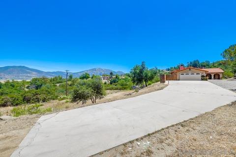1455 Lynn Oak Dr, Alpine, CA 91901 photo 4