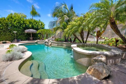 6466 Willow Pl, Carlsbad, CA 92011 photo 2