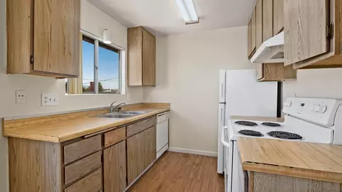 150 S Mollison, El Cajon, CA 92020 photo 4