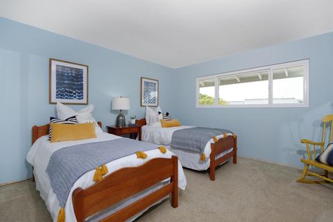 8589 Prestwick Dr, La Jolla, CA 92037 photo 23