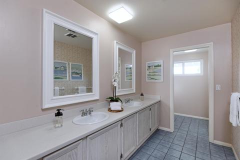 8589 Prestwick Dr, La Jolla, CA 92037 photo 24