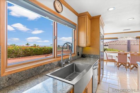 5575 Ladybird Ln, La Jolla, CA 92037 photo 14