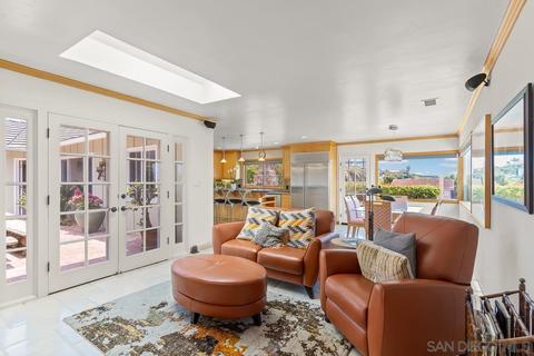 5575 Ladybird Ln, La Jolla, CA 92037 photo 9