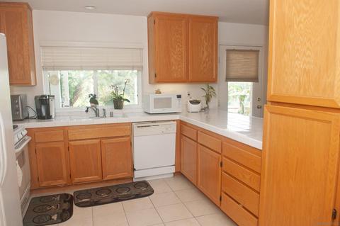 1956 Arbor Gln, Escondido, CA 92025 photo 11