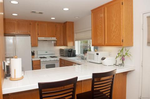 1956 Arbor Gln, Escondido, CA 92025 photo 10