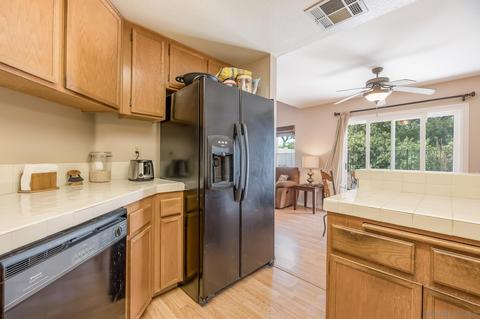 9037 Calle Del Verde, Santee, CA 92071 photo 10