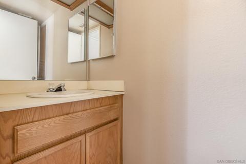 9037 Calle Del Verde, Santee, CA 92071 photo 15