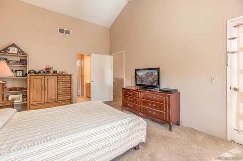 9037 Calle Del Verde, Santee, CA 92071 photo 18