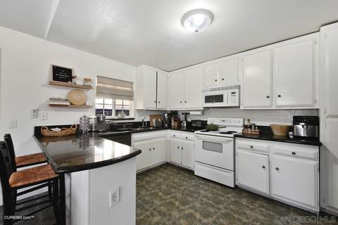 305 G St, Ramona, CA 92065 photo 4