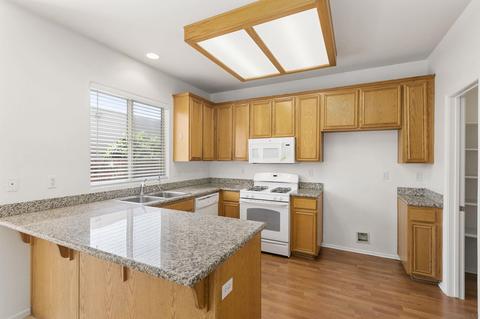 913 Stoneys Ln, El Cajon, CA 92021 photo 7