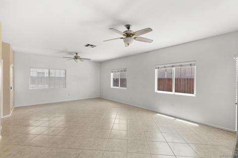 913 Stoneys Ln, El Cajon, CA 92021 photo 4
